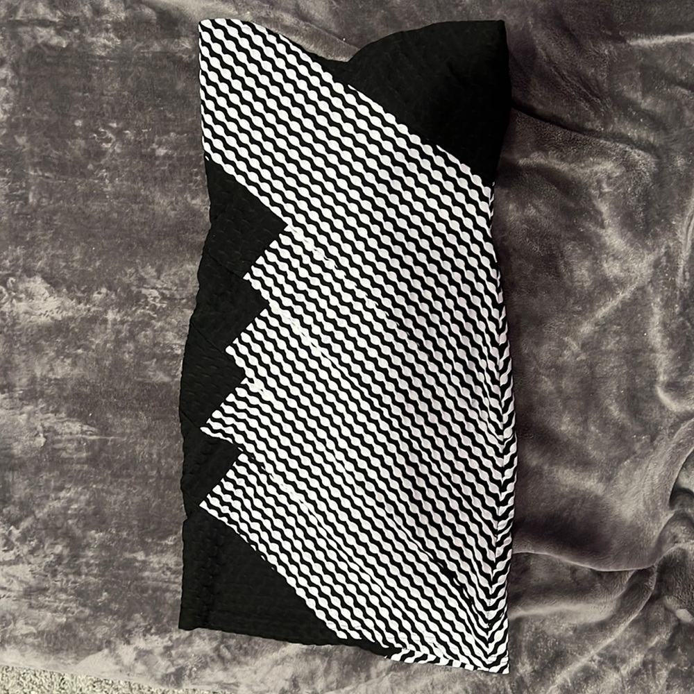 Connection 18: Dress in Size Large.